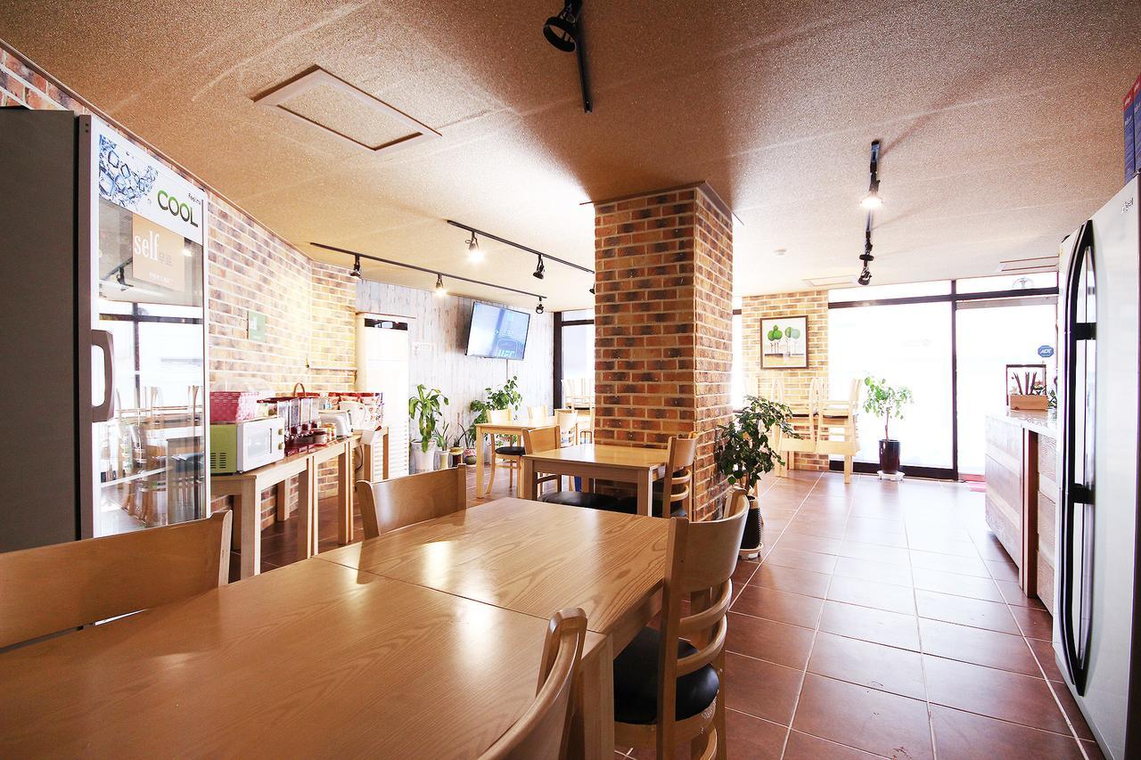 Happy Q Motel Andong Exterior foto